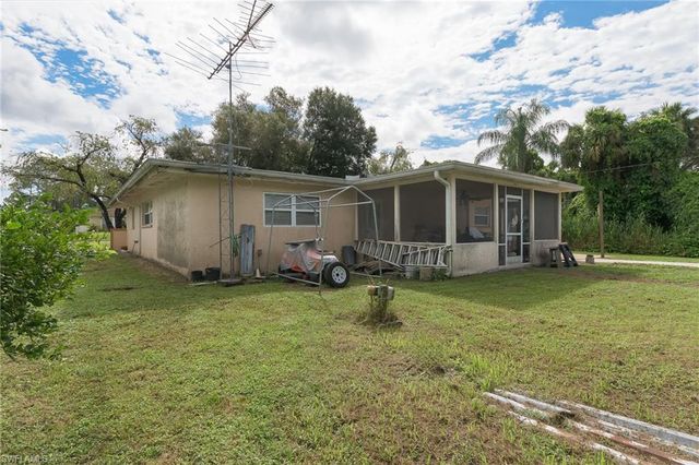 321 Jefferson AVE, Lehigh Acres, FL 33936