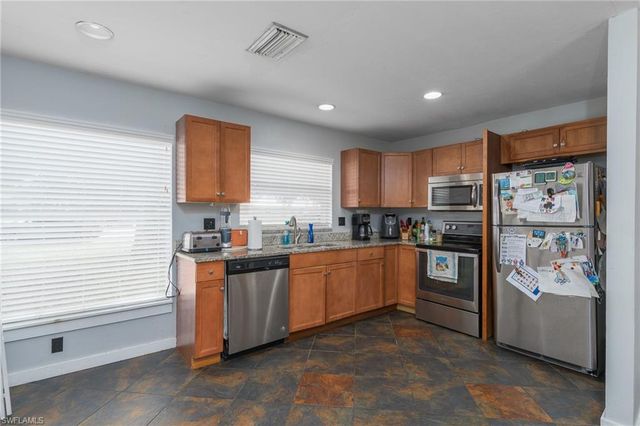321 Jefferson AVE, Lehigh Acres, FL 33936