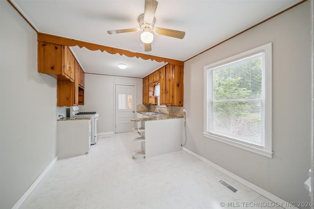 302 W 42nd Street, Sand Springs, OK 74063