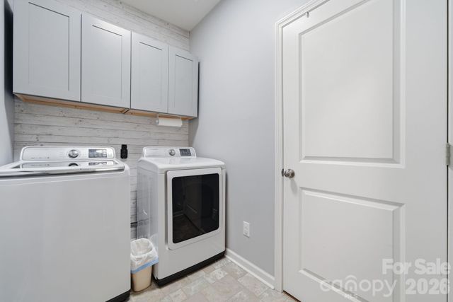 112 B Davenport Drive, Statesville, NC 28677