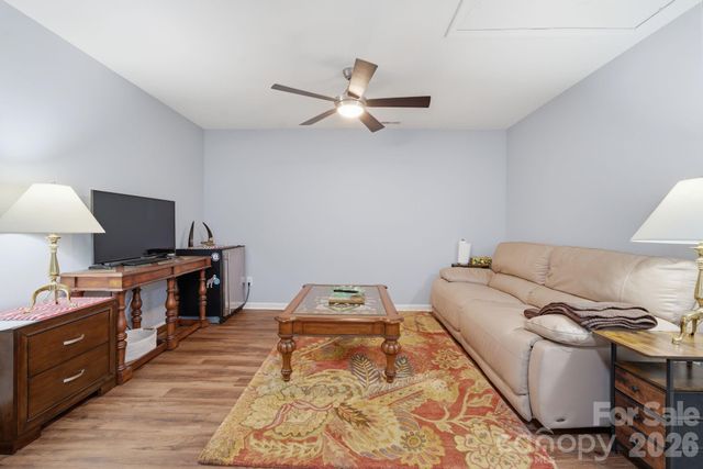 112 B Davenport Drive, Statesville, NC 28677