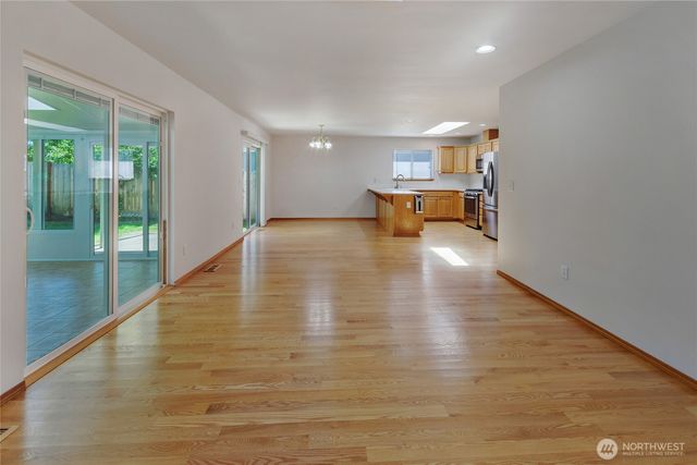 12618 Naomilawn Drive SW, Lakewood, WA 98498