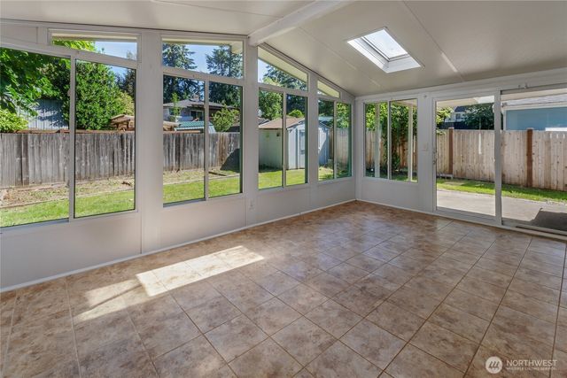 12618 Naomilawn Drive SW, Lakewood, WA 98498