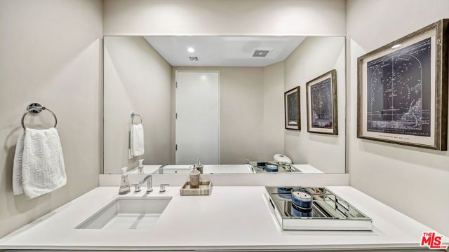 450 N Palm Drive 506PH, Beverly Hills, CA 90210