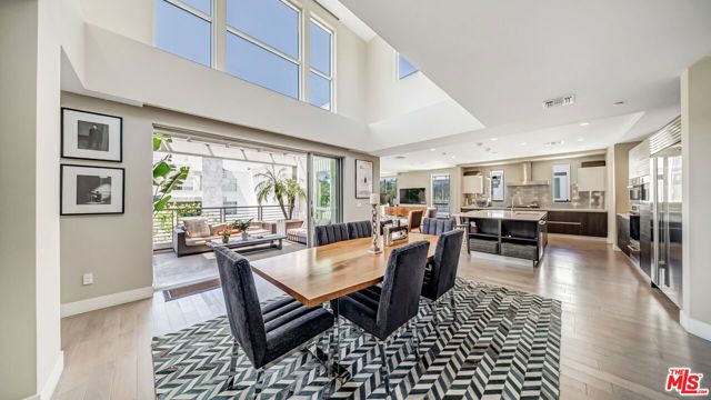 450 N Palm Drive 506PH, Beverly Hills, CA 90210