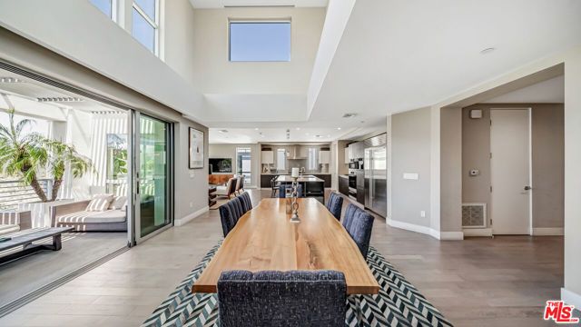 450 N Palm Drive 506PH, Beverly Hills, CA 90210