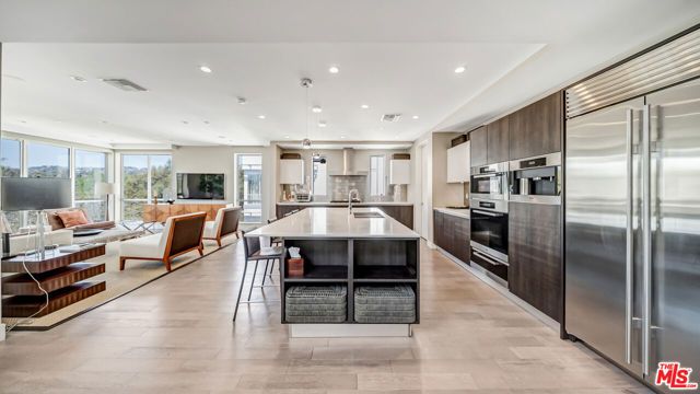 450 N Palm Drive 506PH, Beverly Hills, CA 90210
