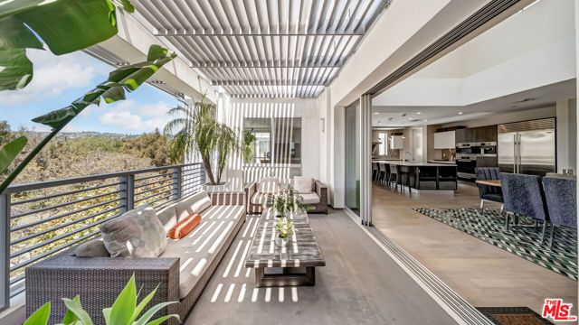 450 N Palm Drive 506PH, Beverly Hills, CA 90210