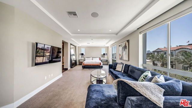 450 N Palm Drive 506PH, Beverly Hills, CA 90210