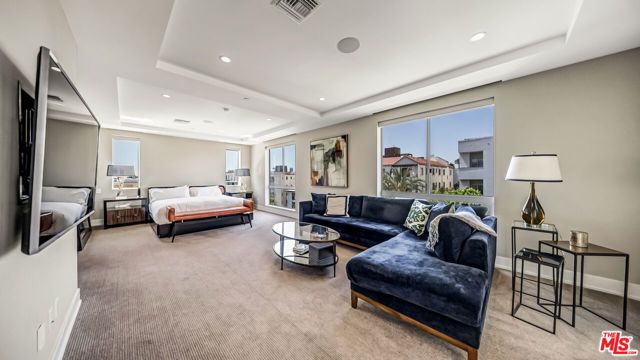 450 N Palm Drive 506PH, Beverly Hills, CA 90210