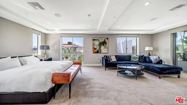 450 N Palm Drive 506PH, Beverly Hills, CA 90210