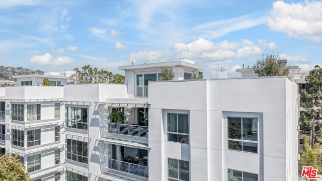 450 N Palm Drive 506PH, Beverly Hills, CA 90210
