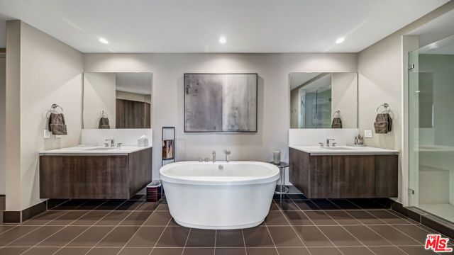 450 N Palm Drive 506PH, Beverly Hills, CA 90210