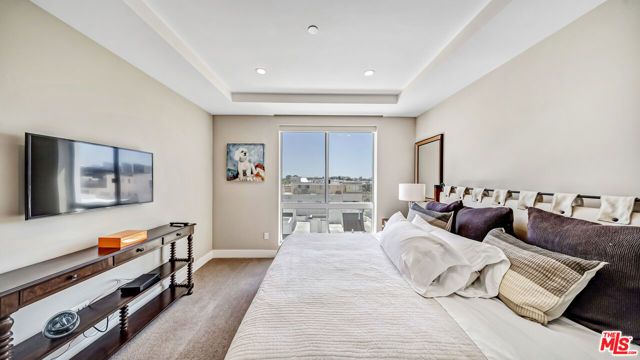 450 N Palm Drive 506PH, Beverly Hills, CA 90210