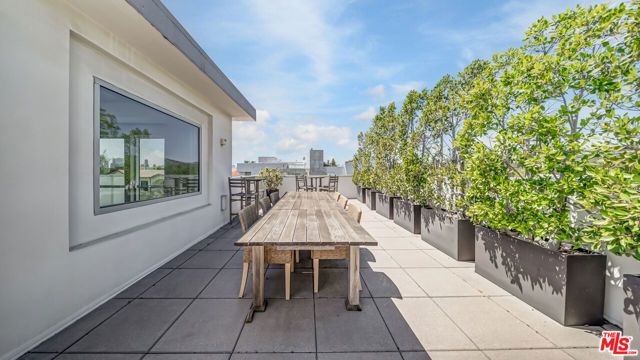 450 N Palm Drive 506PH, Beverly Hills, CA 90210