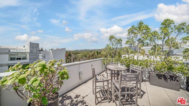 450 N Palm Drive 506PH, Beverly Hills, CA 90210