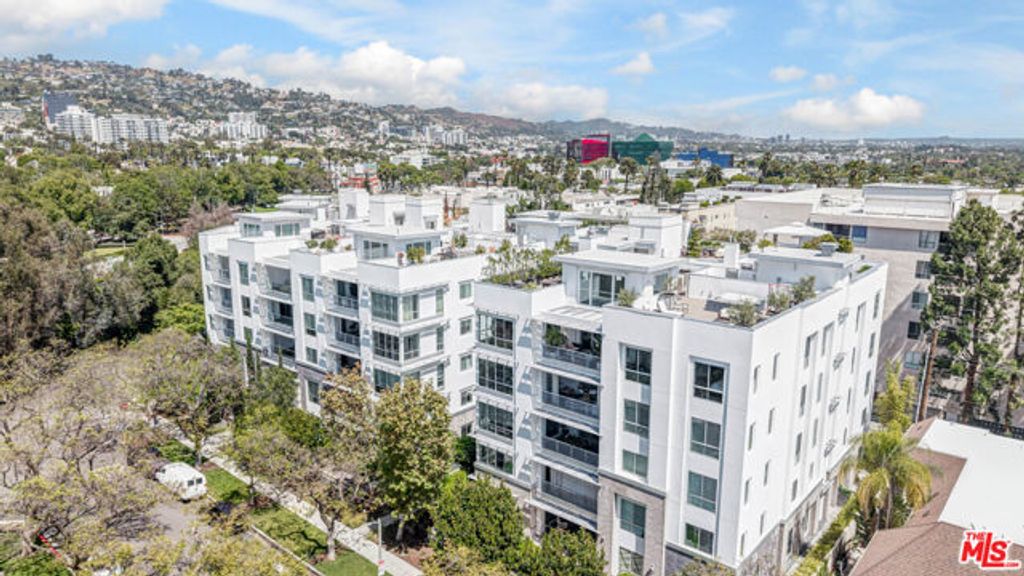 450 N Palm Drive 506PH, Beverly Hills, CA 90210