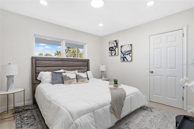 214 45TH AVENUE NE, St Petersburg, FL 33703