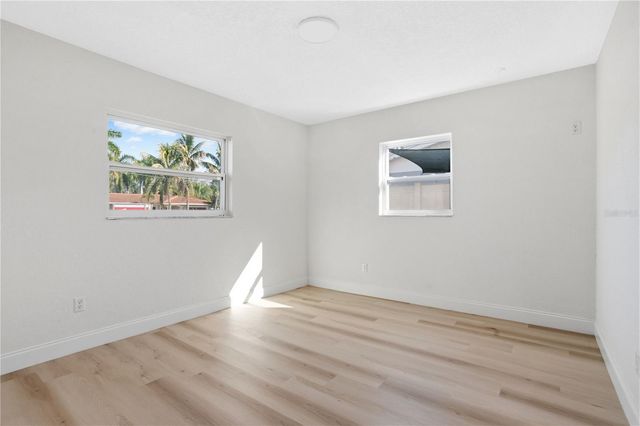 214 45TH AVENUE NE, St Petersburg, FL 33703