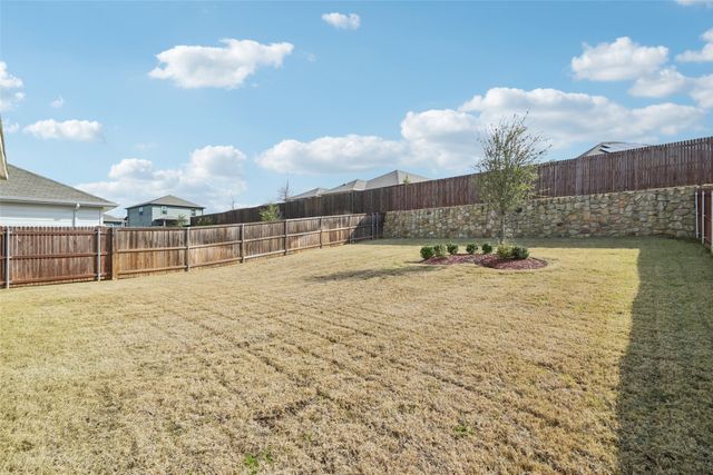1347 Cress Garden Lane, Forney, TX 75126