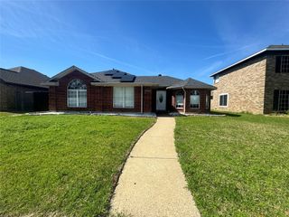 6717 Trumpet Drive, Rowlett, TX 75089