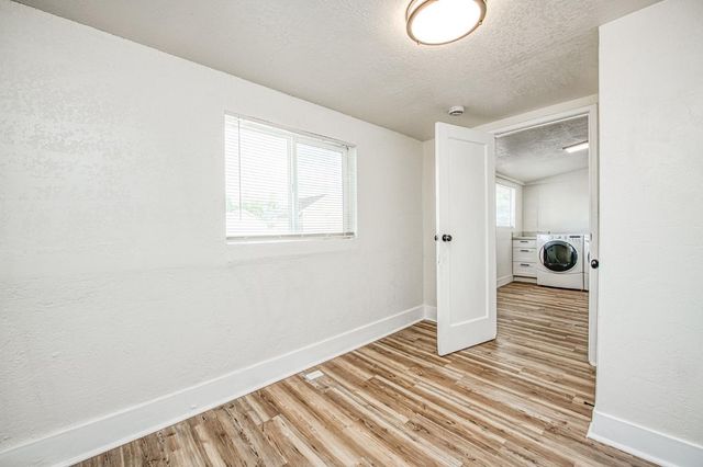 2710 C Street, Selma, CA 93662