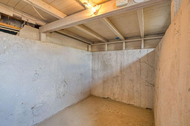 2710 C Street, Selma, CA 93662