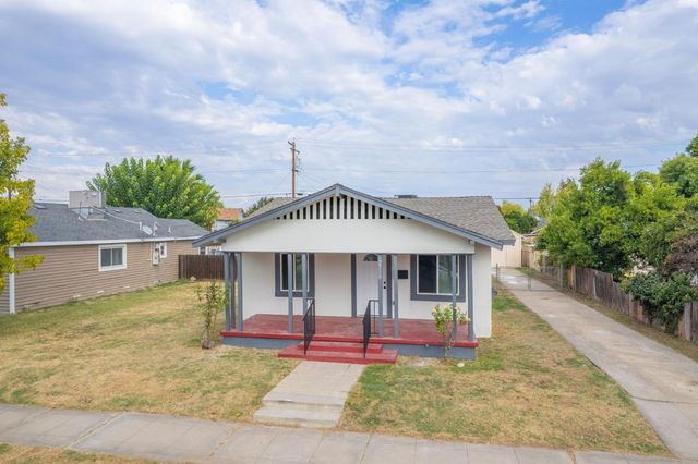 2710 C Street, Selma, CA 93662