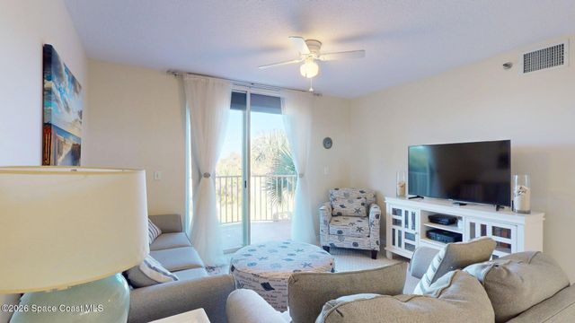 110 Whaler Drive 302, Melbourne Beach, FL 32951