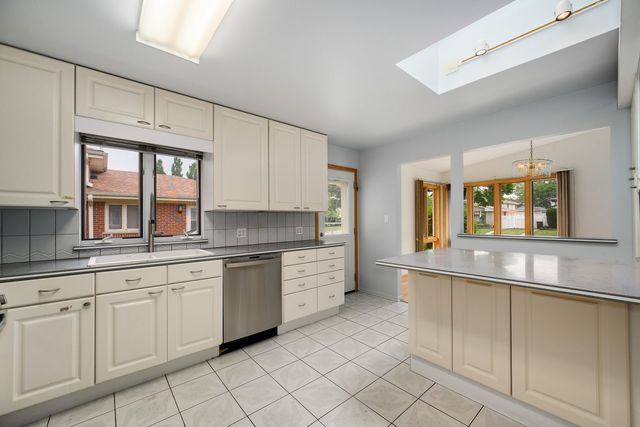 9414 Ozanam Avenue, Morton Grove, IL 60053