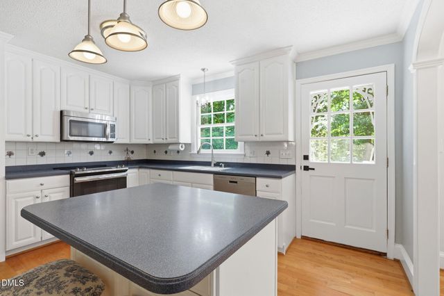 913 Riverview Road, Raleigh, NC 27610