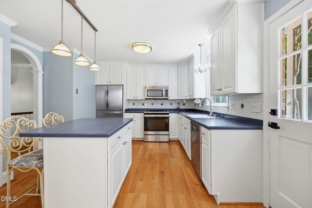 913 Riverview Road, Raleigh, NC 27610