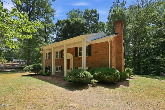 913 Riverview Road, Raleigh, NC 27610