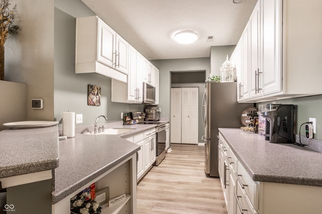 9509 Brightwell Drive, Indianapolis, IN 46260