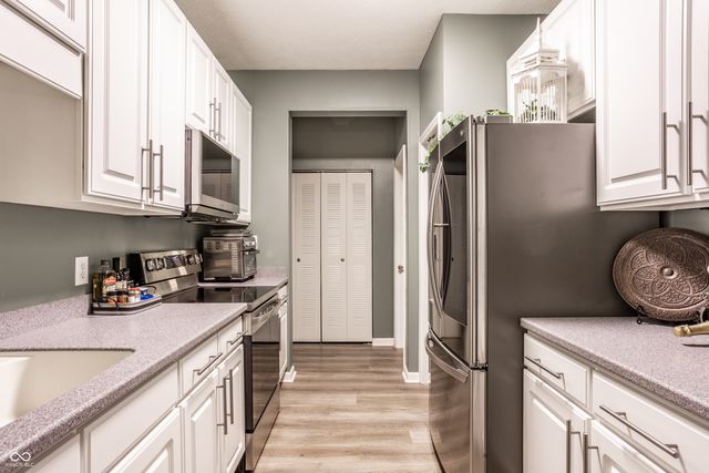 9509 Brightwell Drive, Indianapolis, IN 46260