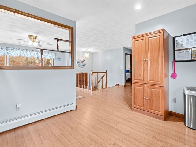 377 Read St, Seekonk, MA 02771