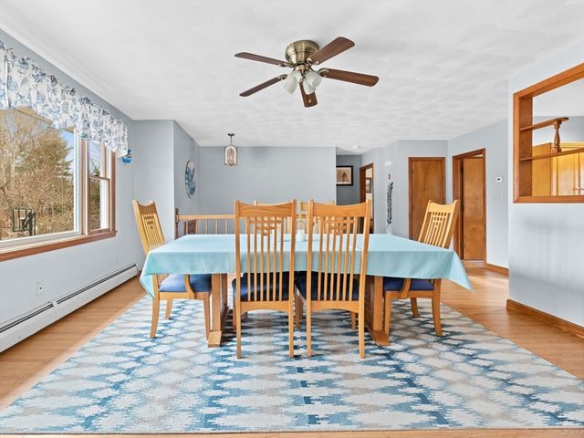 377 Read St, Seekonk, MA 02771