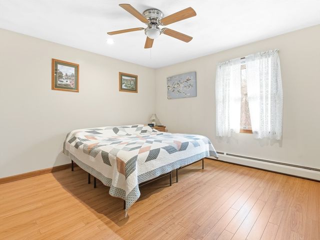 377 Read St, Seekonk, MA 02771