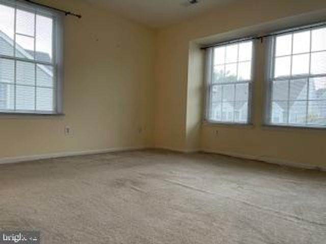 8 CHELMSFORD COURT, Marlton, NJ 08053