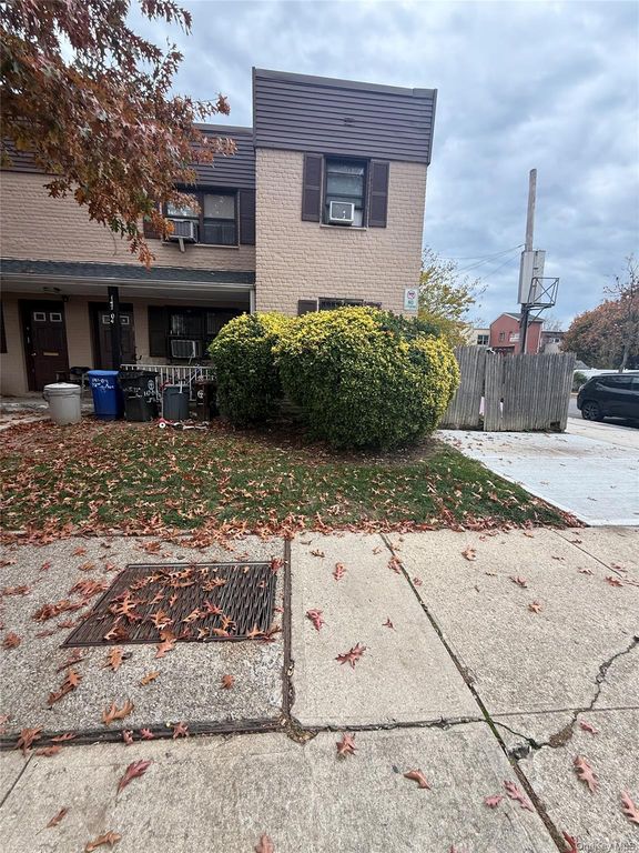 147-04 72 Avenue A, Flushing, NY 11367