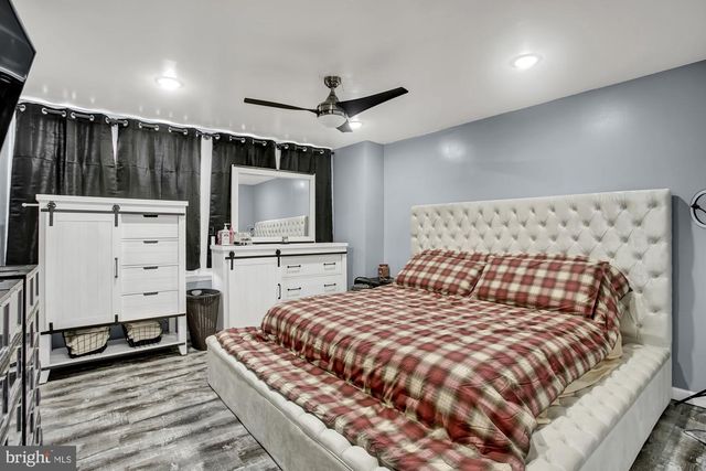 1900 W BRISTOL ST, Philadelphia, PA 19140