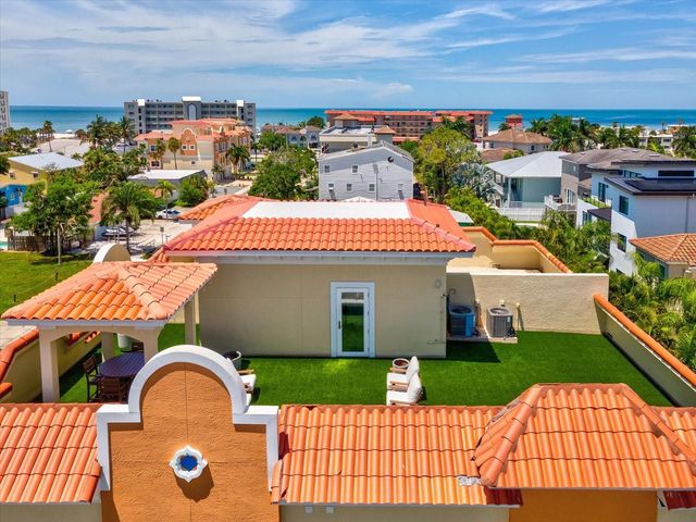 138 175TH AVENUE E, Redington Shores, FL 33708