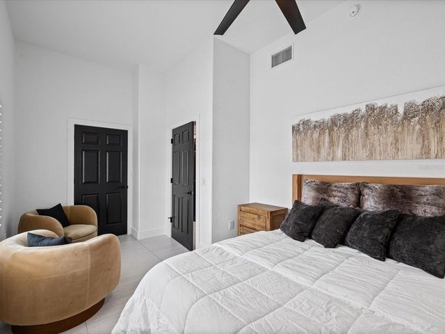 138 175TH AVENUE E, Redington Shores, FL 33708