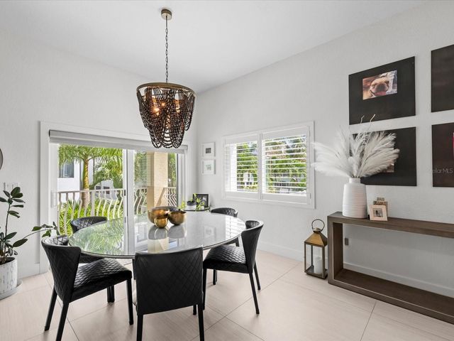 138 175TH AVENUE E, Redington Shores, FL 33708