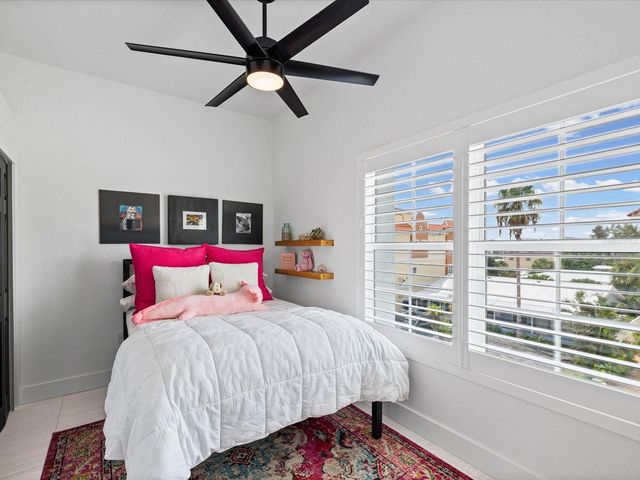 138 175TH AVENUE E, Redington Shores, FL 33708