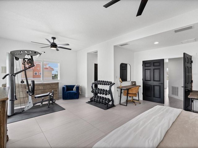 138 175TH AVENUE E, Redington Shores, FL 33708