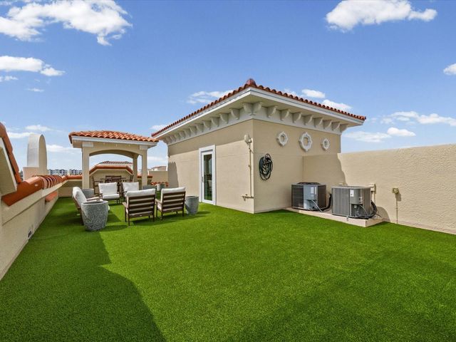 138 175TH AVENUE E, Redington Shores, FL 33708