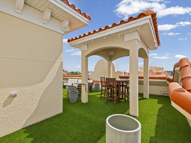 138 175TH AVENUE E, Redington Shores, FL 33708
