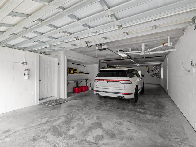 138 175TH AVENUE E, Redington Shores, FL 33708