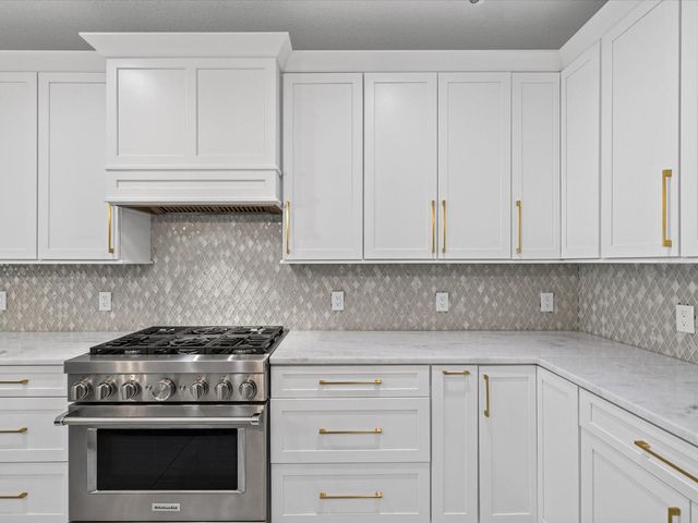 138 175TH AVENUE E, Redington Shores, FL 33708